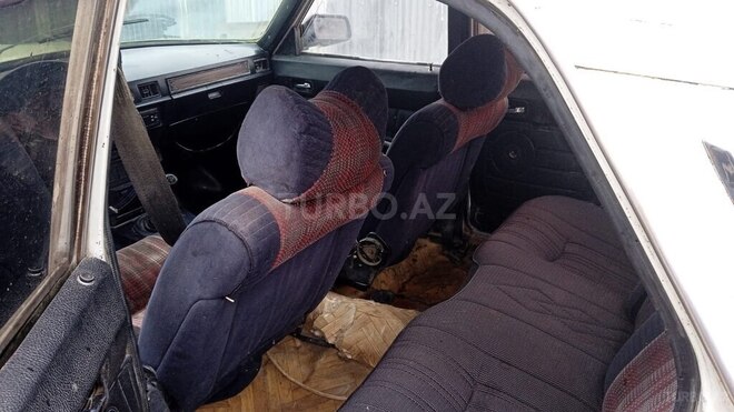 GAZ 24-10 1990, 99,999 km - 2.4 л - Tovuz