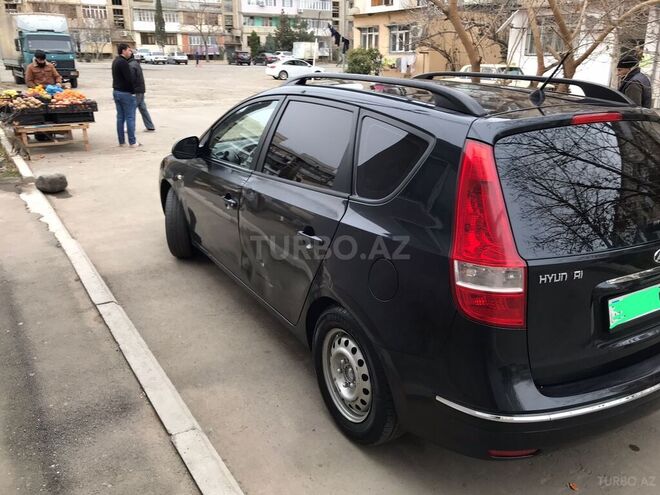 Hyundai i30 2009, 300,000 km - 1.6 л - Gəncə