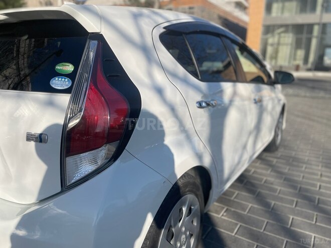 Toyota Aqua 2016, 120,000 km - 1.5 л - Bakı
