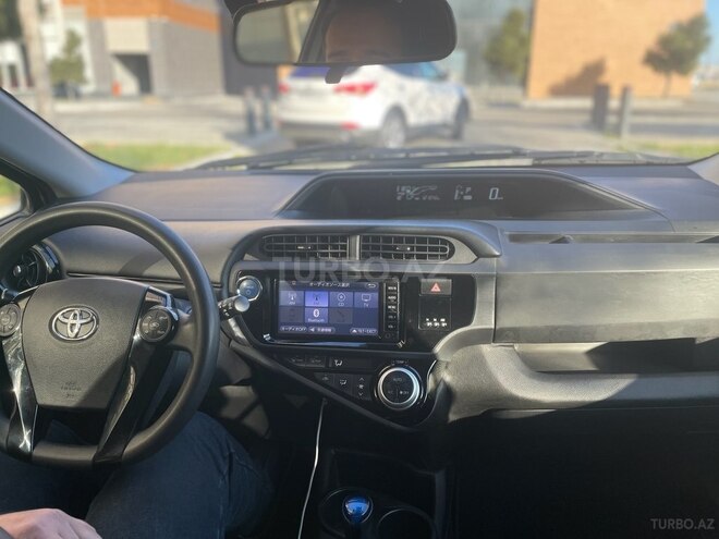 Toyota Aqua 2016, 120,000 km - 1.5 л - Bakı