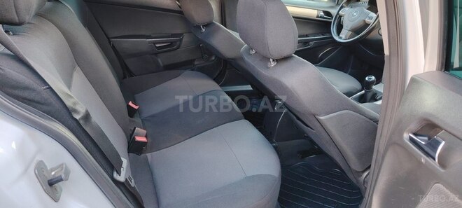 Opel Astra 2007, 209,000 km - 1.4 l - Bakı