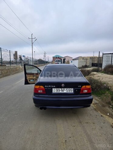 BMW 540 2002, 300,182 km - 4.4 l - Bakı