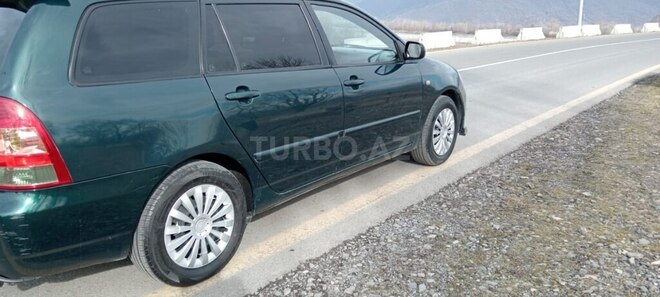 Toyota Corolla 2005, 289,000 km - 1.4 l - Qəbələ