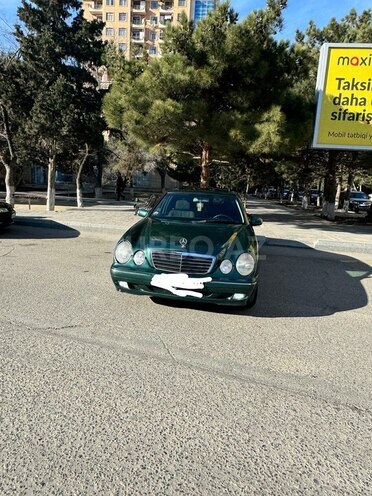 Mercedes E 220 d 2000, 410,359 km - 2.2 l - Sumqayıt