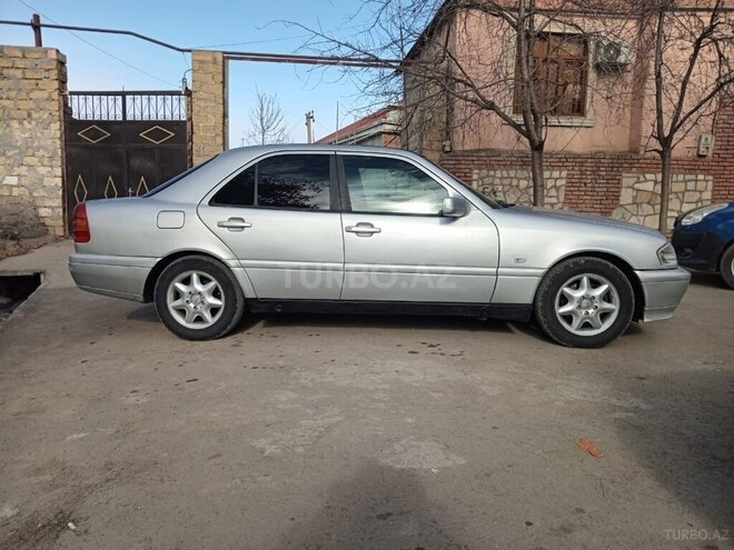Mercedes C 220 1994, 280,000 km - 2.2 l - Gəncə