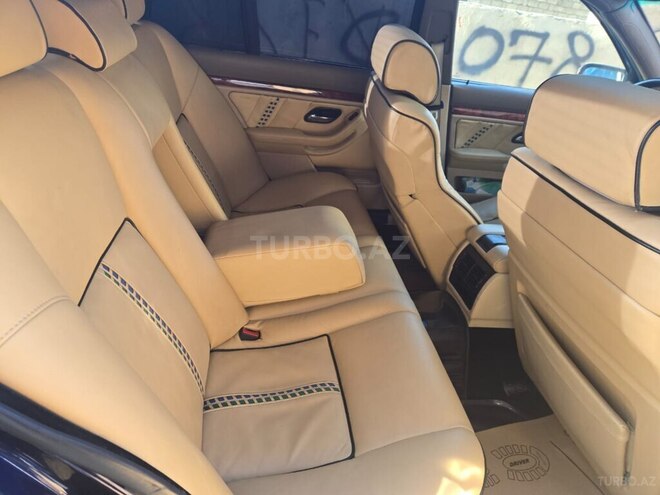 BMW 540 2002, 300,182 km - 4.4 l - Bakı