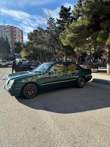 Mercedes E 220 d 2000, 410,359 km - 2.2 l - Sumqayıt