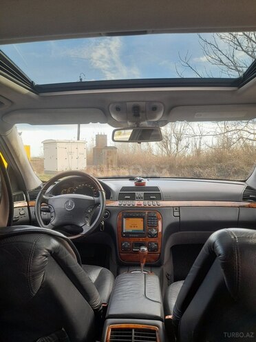 Mercedes S 320 2002, 207,000 km - 3.2 л - Yevlax
