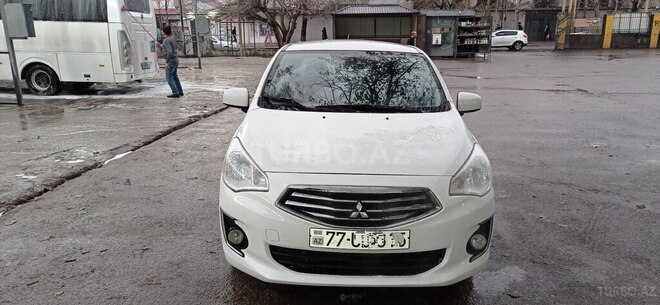 Mitsubishi Mirage 2019, 122,500 km - 1.2 л - Bakı