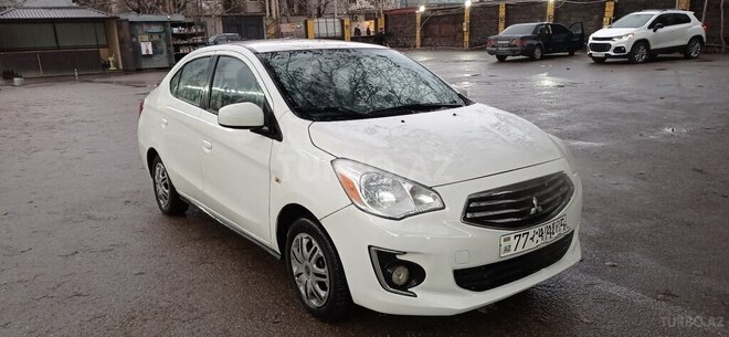 Mitsubishi Mirage 2019, 122,500 km - 1.2 л - Bakı