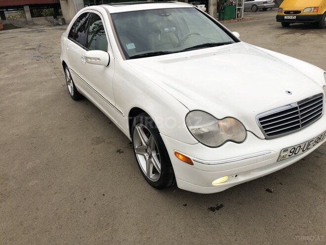 Mercedes C 240 2002, 421,410 km - 2.4 l - Masallı