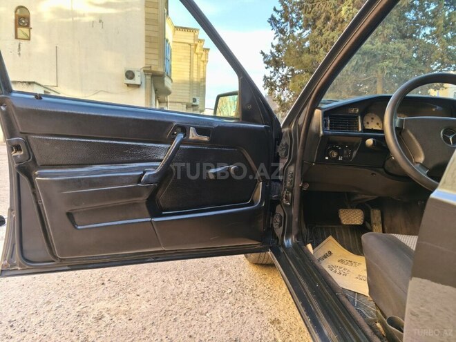 Mercedes 190 1993, 365,417 km - 2.0 л - Sumqayıt