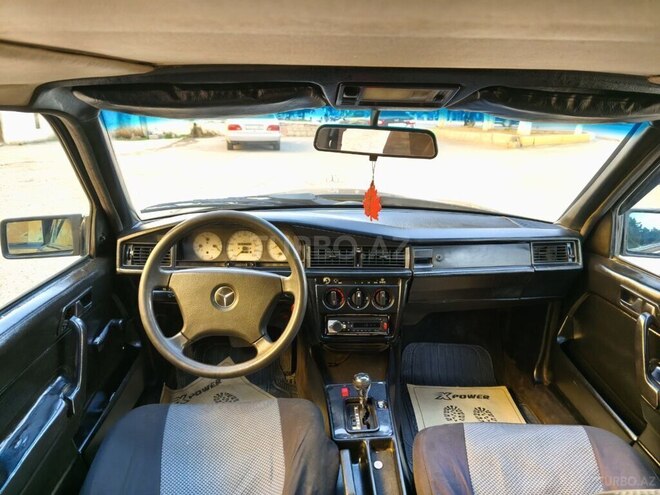 Mercedes 190 1993, 365,417 km - 2.0 л - Sumqayıt