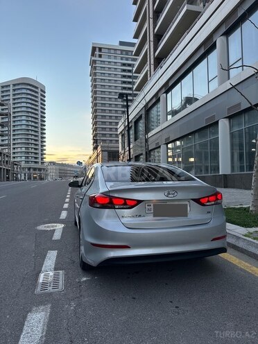 Hyundai Elantra 2017, 103,296 km - 2.0 l - Bakı