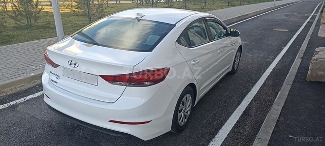 Hyundai Elantra 2016, 93,500 km - 2.0 l - Bakı