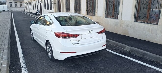 Hyundai Elantra 2016, 93,500 km - 2.0 l - Bakı