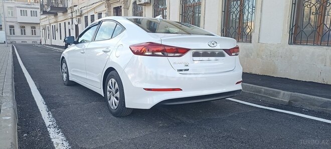 Hyundai Elantra 2016, 93,500 km - 2.0 l - Bakı