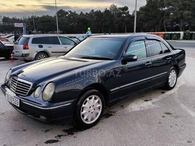 Mercedes E 220 d 2001, 449,000 km - 2.2 l - Bakı