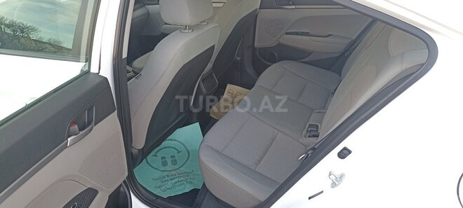 Hyundai Elantra 2016, 93,500 km - 2.0 l - Bakı