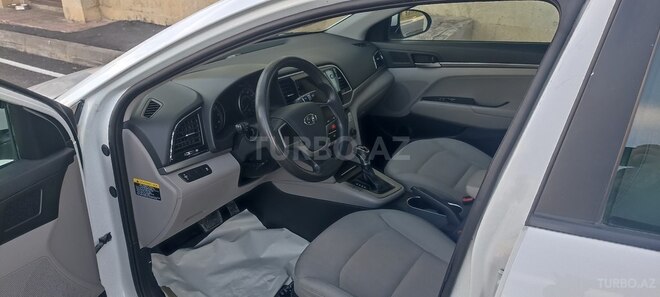 Hyundai Elantra 2016, 93,500 km - 2.0 l - Bakı