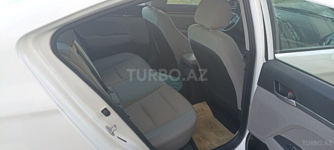 Hyundai Elantra 2016, 93,500 km - 2.0 l - Bakı