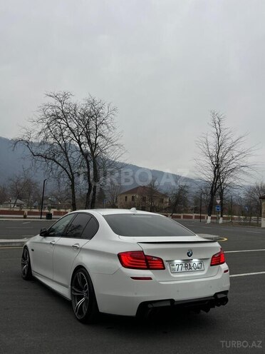 BMW 528 2014, 240,000 km - 2.0 l - Zaqatala