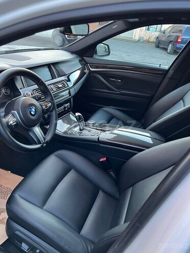 BMW 528 2014, 240,000 km - 2.0 l - Zaqatala