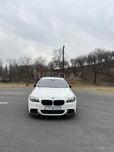 BMW 528 2014, 240,000 km - 2.0 l - Zaqatala