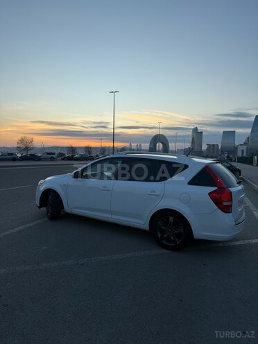 Kia Ceed 2011, 370,333 km - 1.6 l - Bakı