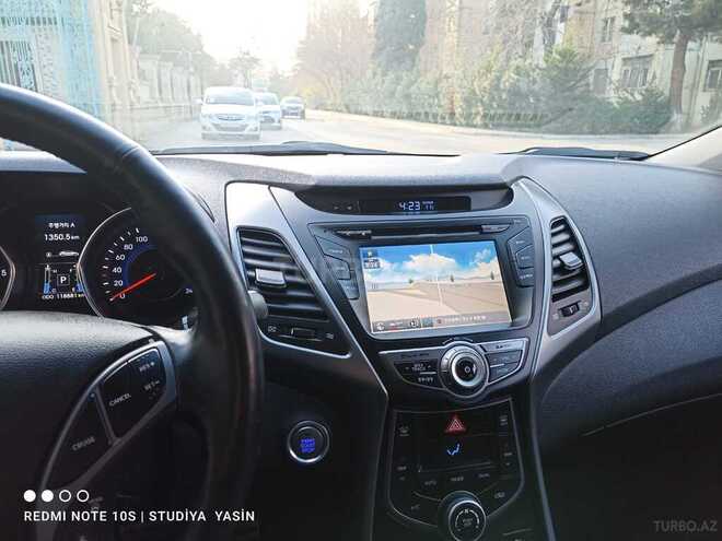 Hyundai Avante 2015, 118,800 km - 1.6 л - Bakı