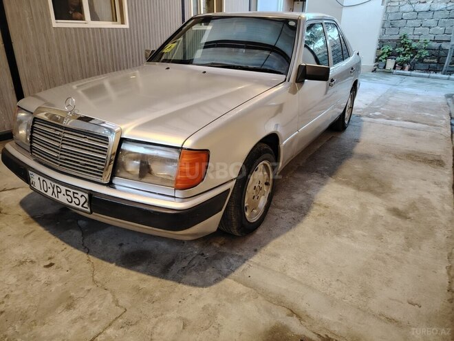 Mercedes E 200 1991, 450,000 km - 2.0 l - Bakı