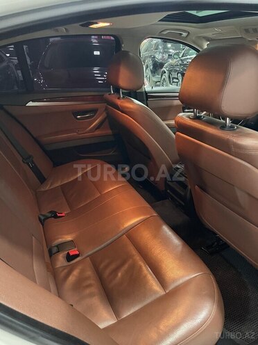 BMW 528 2014, 189,500 km - 2.0 l - Sumqayıt