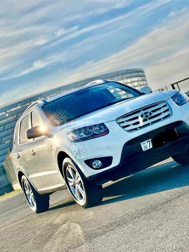 Hyundai Santa Fe-1