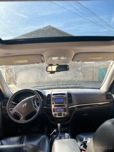 Hyundai Santa Fe-8