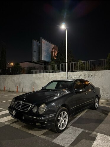 Mercedes E 220 d 2002, 350,000 km - 2.2 l - Bakı