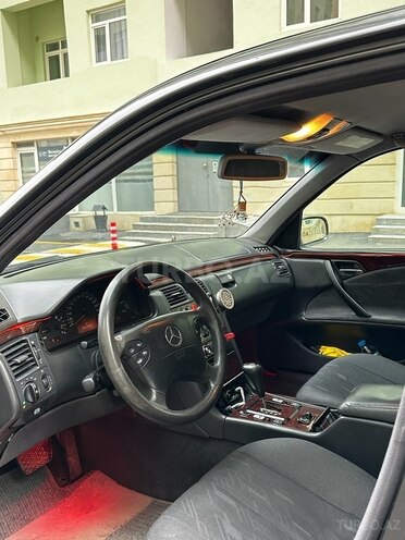 Mercedes E 220 d 2002, 350,000 km - 2.2 l - Bakı