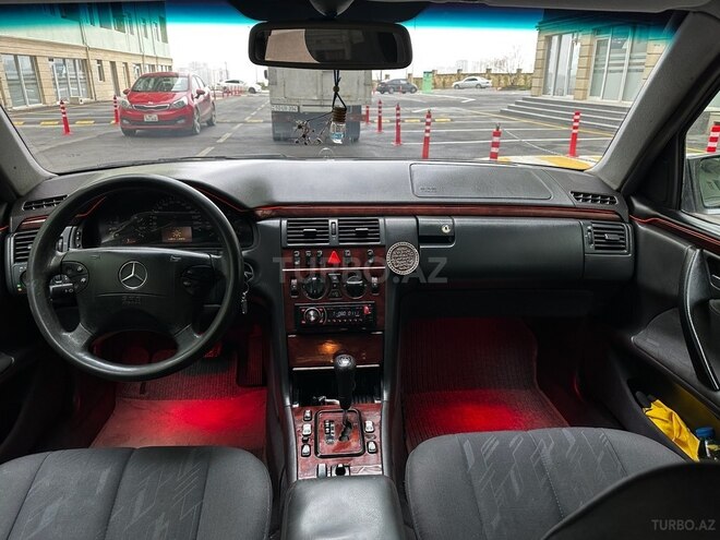 Mercedes E 220 d 2002, 350,000 km - 2.2 l - Bakı
