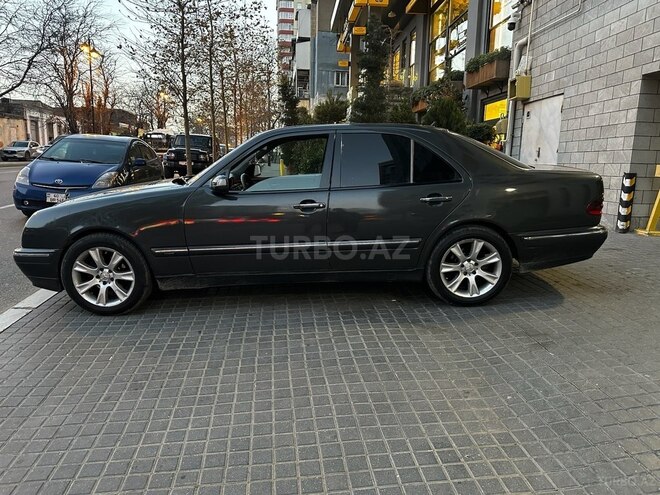 Mercedes E 220 d 2002, 350,000 km - 2.2 l - Bakı