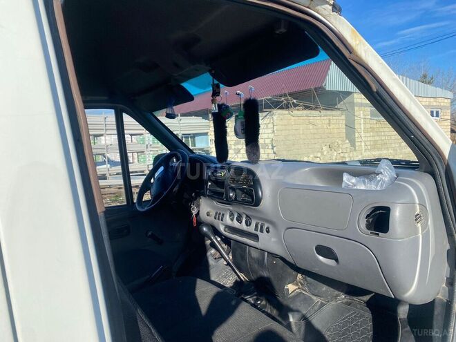 Ford Transit-6