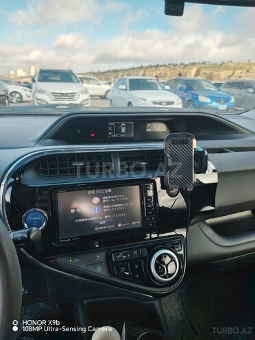 Toyota Aqua 2017, 97,000 km - 1.5 л - Bakı