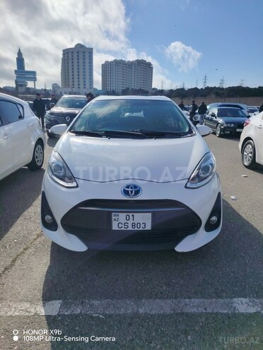 Toyota Aqua 2017, 97,000 km - 1.5 л - Bakı