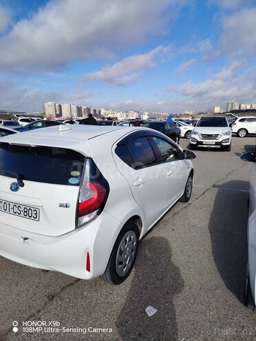 Toyota Aqua 2017, 97,000 km - 1.5 л - Bakı
