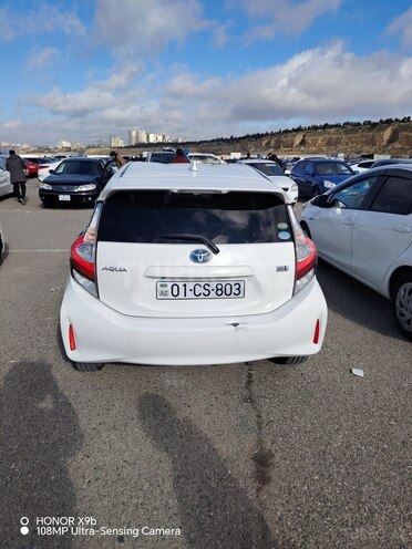 Toyota Aqua 2017, 97,000 km - 1.5 л - Bakı