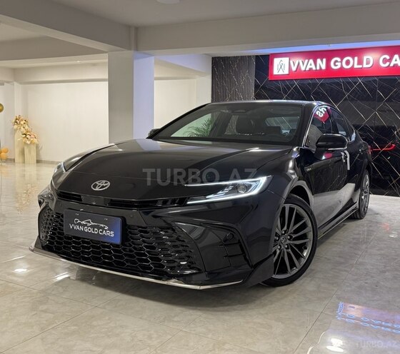 Toyota Camry-3