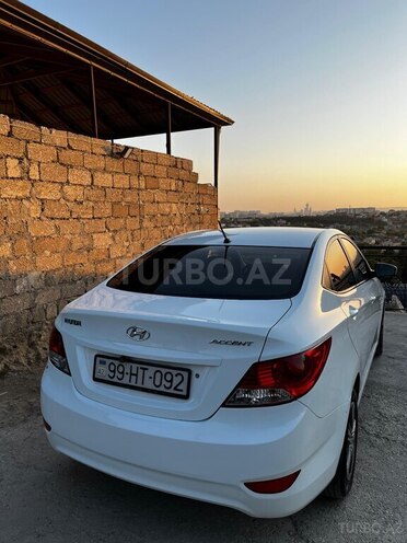 Hyundai Accent 2012, 299,999 km - 1.6 l - Bakı