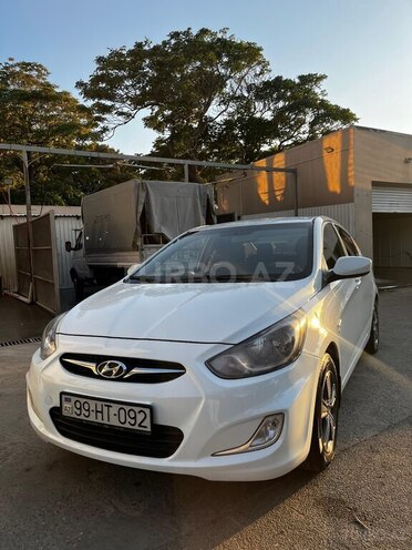 Hyundai Accent 2012, 299,999 km - 1.6 l - Bakı