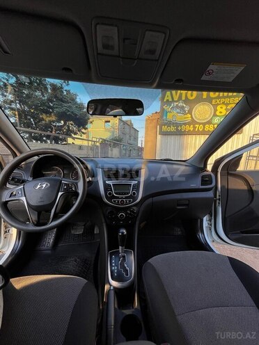 Hyundai Accent 2012, 299,999 km - 1.6 l - Bakı