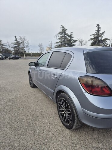 Opel Astra 2006, 285,000 km - 1.4 l - Gəncə