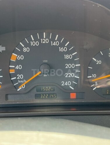 Mercedes E 220 d 1999, 324,495 km - 2.2 л - Goranboy