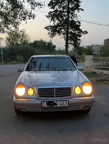 Mercedes E 220 d 1999, 324,495 km - 2.2 л - Goranboy